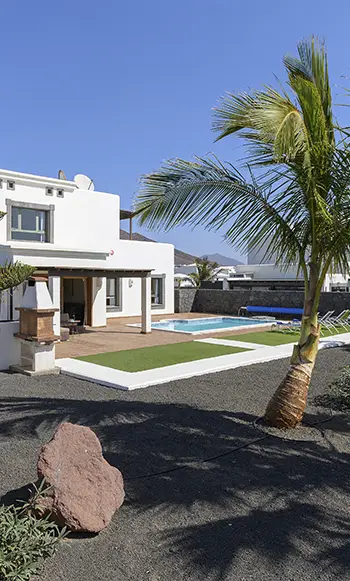 Outdoor garden Exterior of Hipoclub Villa Aguamarina 5